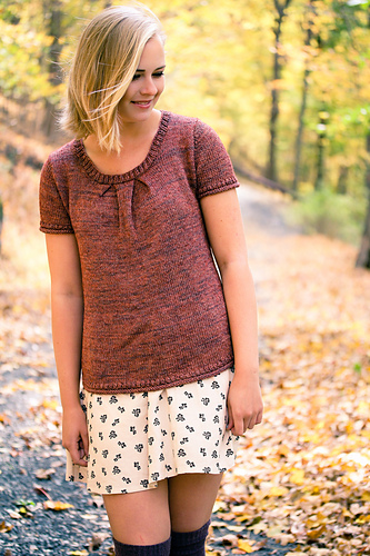 Box_Pleat_Scoopneck_front_view