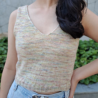 Size 2 modelled with 4.5 cm (1.75 inches) of negative ease