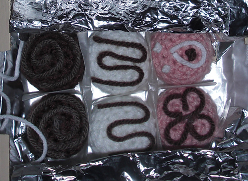 Amigurumi Bon-Bon Magnets photo 4