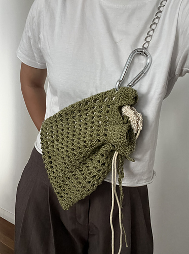 Latch Crossbody