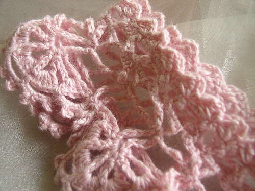 Antique Lace Thong in Silk-Cashmere photo 5