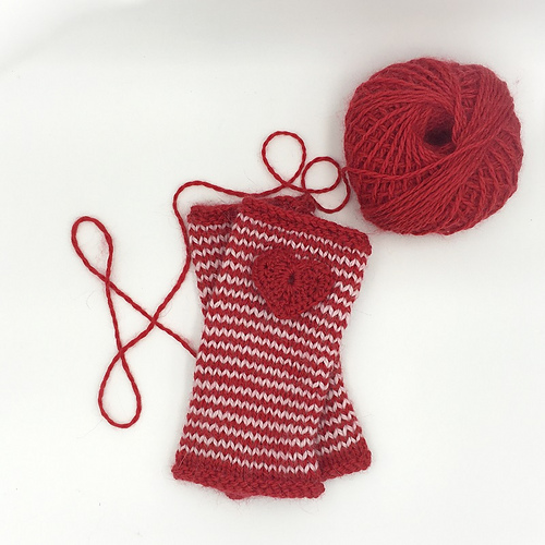 Be Mine Mitts