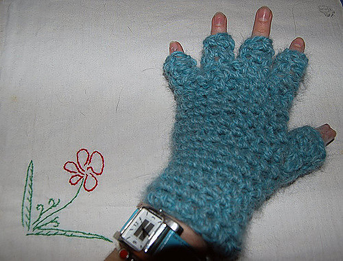 Oscar's Fingerless Gloves photo 3