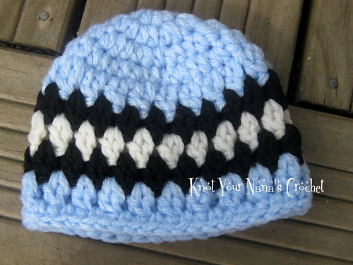 Crochet hat and booties set photo 3