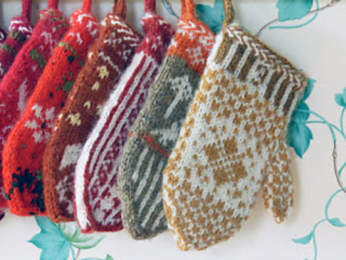 Mitten Garland Advent Calendar photo 4