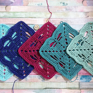 Square Dragonfly Pattern Ravelry: lafulti's Three Tail Dragonfly Square (Shawl/Blanket)