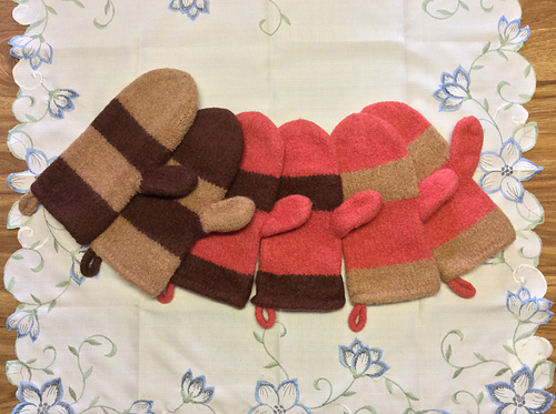 Scrappy Felted Oven Mitts - lakeviewknitter1