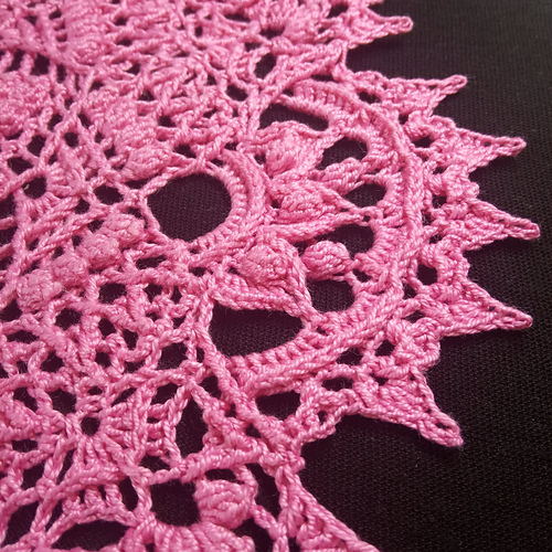 Ravelry: Yennefer pattern by Nelly Klos