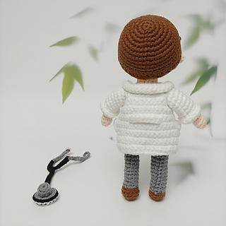 © LEAH knitting