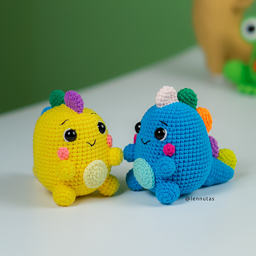 Chubby Dinosaur - Thao Nguyen Lennutas