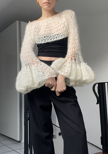 Mohair Ruffle Sleeve