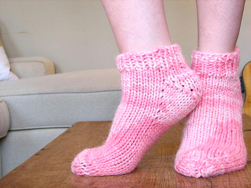 Ravelry: Bulky Toe-Up Socks for Magic Loop pattern by Liat Gat