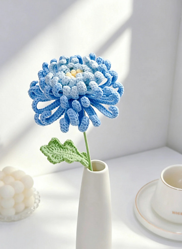 Flower: Chrysanthemum