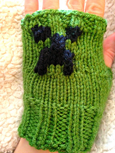 Ravelry: Minecraft Fingerless Gloves pattern by Amanda Whiting