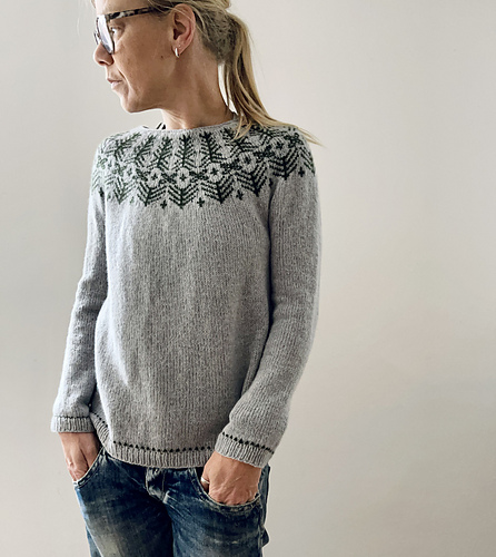 Ravelry: pinia pattern by Isabell Kraemer