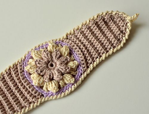 Spring Flower Bracelet photo 2
