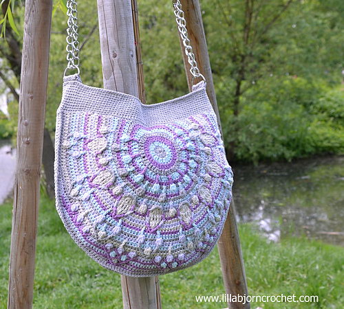 Peacock Tail Bag CAL photo 4
