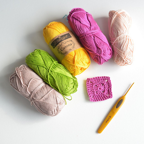 Tulip Potholder photo 5