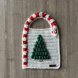 Chrissy Christmas Bib available as a separate pattern