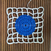 Motif Circle in Mesh Square pattern 