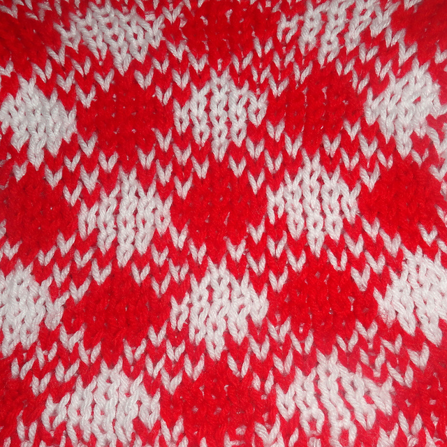 Ravelry Double Knit Gingham, on a Loom pattern by Lori Frejek