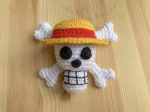 Ravelry: Jolly Roger - One Piece pattern by lojamilomilo