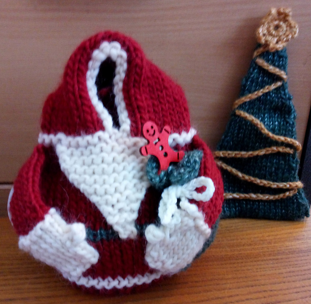 Small Santa Tea Cozy from Christmas Tea Cozies by Loraine Birchall Small Santa Tea Cozy from Christmas Tea Cozies by Loraine Birchall