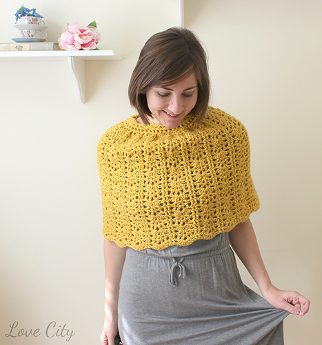 Lacy Bell Caplet photo 3