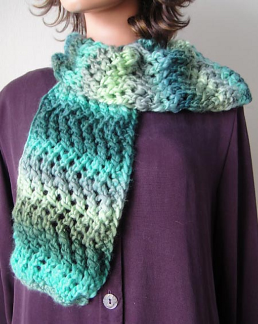 Ravelry Lace Zig Zag Scarf pattern by Barbara Breiter