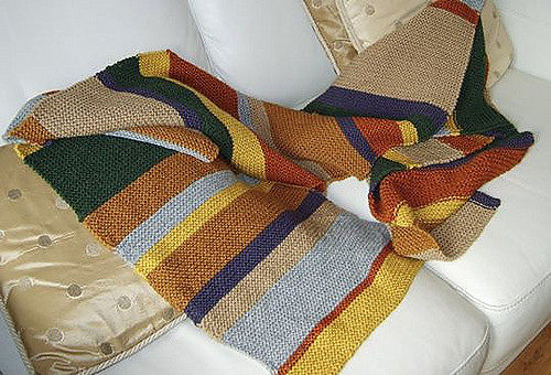 Doctor Who-Scarf (Tom Baker) - bylucyvanpFlickr
