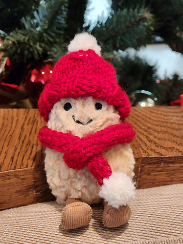 Basic Scarf & Beanie for Jellycat Peanut bag charm photo 4