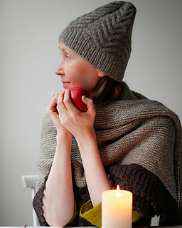 Ravelry: luminen's antler toque