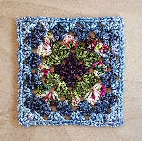 Strikket Gøyala Granny Square - 