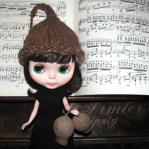 GumNut GumBlossom Hat in HandSpun for Blythes photo 2