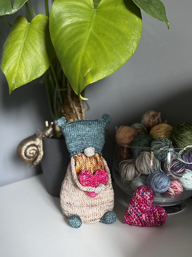 Heart amigurumi photo 6