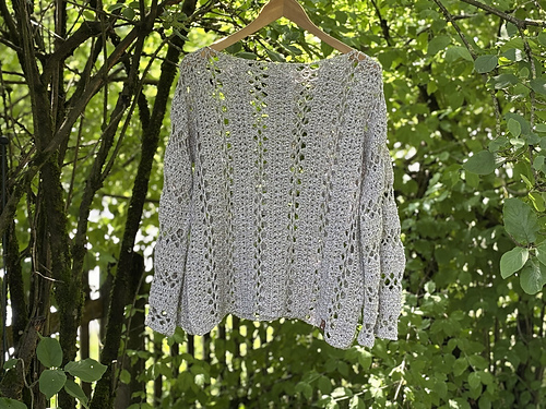 Azalee Pullover & Shirt photo 3