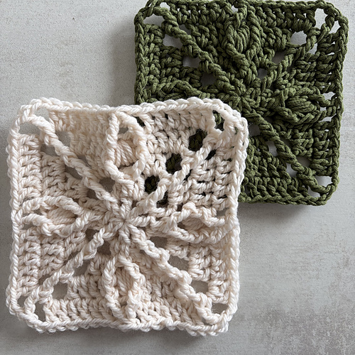 Teardrop Cable Granny Square