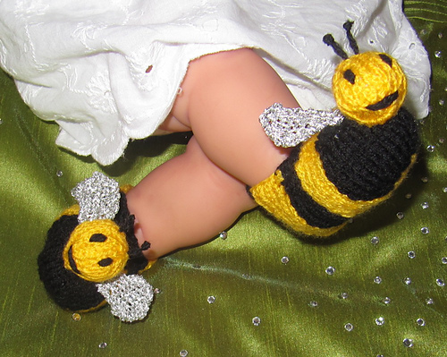 Ravelry: Baby Buzzy Bee Boots pattern by Christine Grant