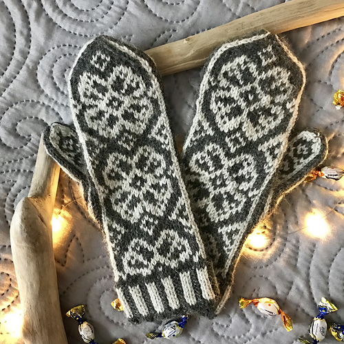 150-3 Winter Rose Gloves photo 2