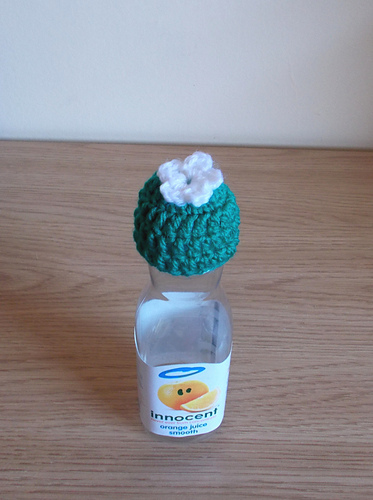 Innocent Smoothie - Age UK - Flower on Top Hat photo 3