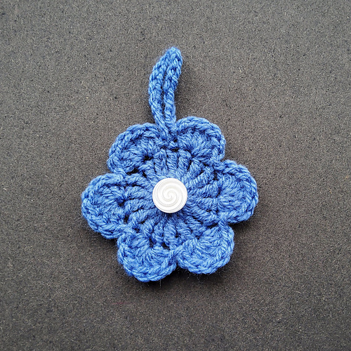 Ravelry Super Quick Crochet Flowers pattern by marianna mel