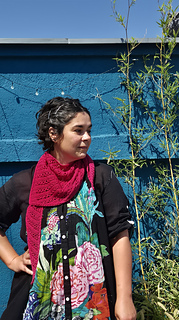 Ravelry: Ciklama Shawlette pattern by Marija Korać