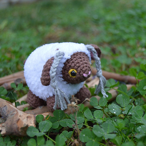 Pokémon Wooloo - Marina Artamonova