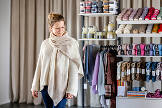 Pascuali Cashmere Lace „Cream” 20 & „Wool White” 54