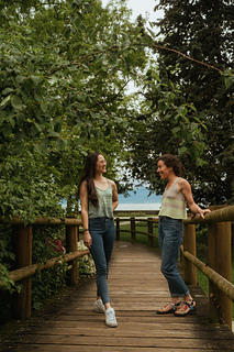 Right: Cami, off gauge, view A
Left: Cami, DK, view A