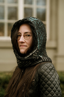 worsted weight, cowl option, MC out