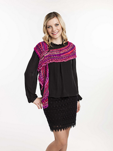 Twist and Twirl Shawlette photo 2