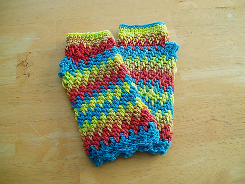 Brick Stitch Fingerless Gloves photo 5