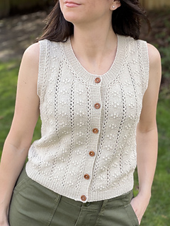Button-down in BC Garn Bio Balance in Ivory with ribbing