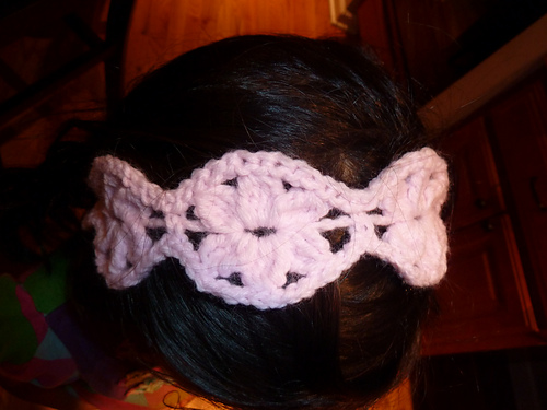 6 Petaled flower bracelet photo 4